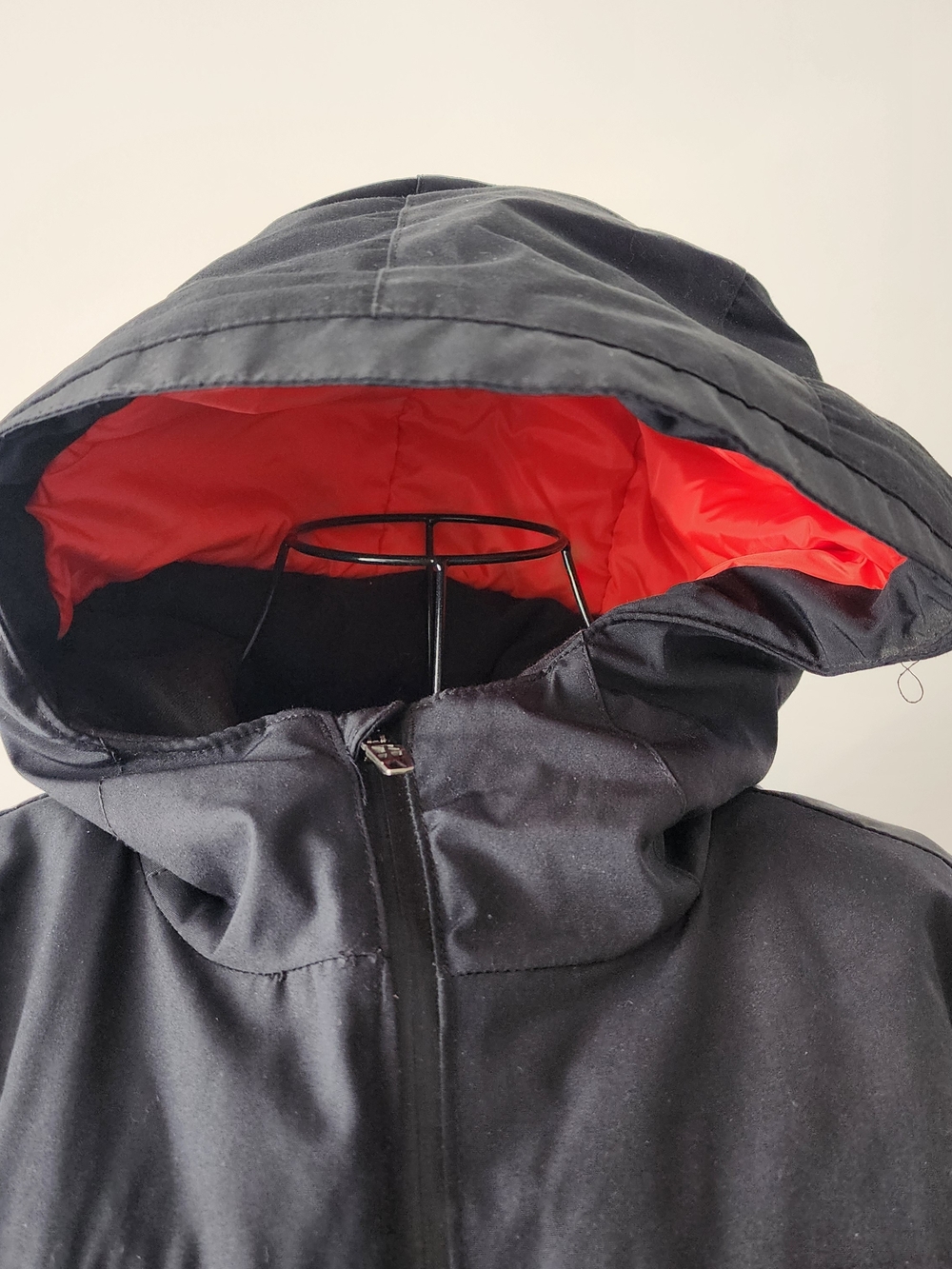Spyder Ski Jacket Mens Medium Black Hooded Parka Coat Outerwear Gorpcore Winter - Picture 2 of 16